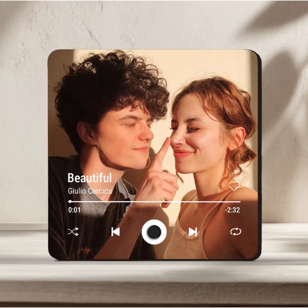 Imán para nevera con foto y música personalizada.